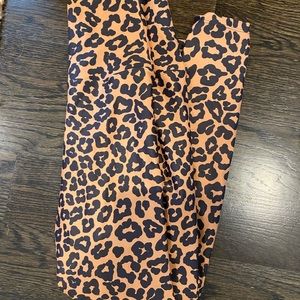 Beach riot cheetah leggings